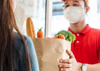What Retailers Should Consider Before Implementing a Micro-Fulfillment Solution
